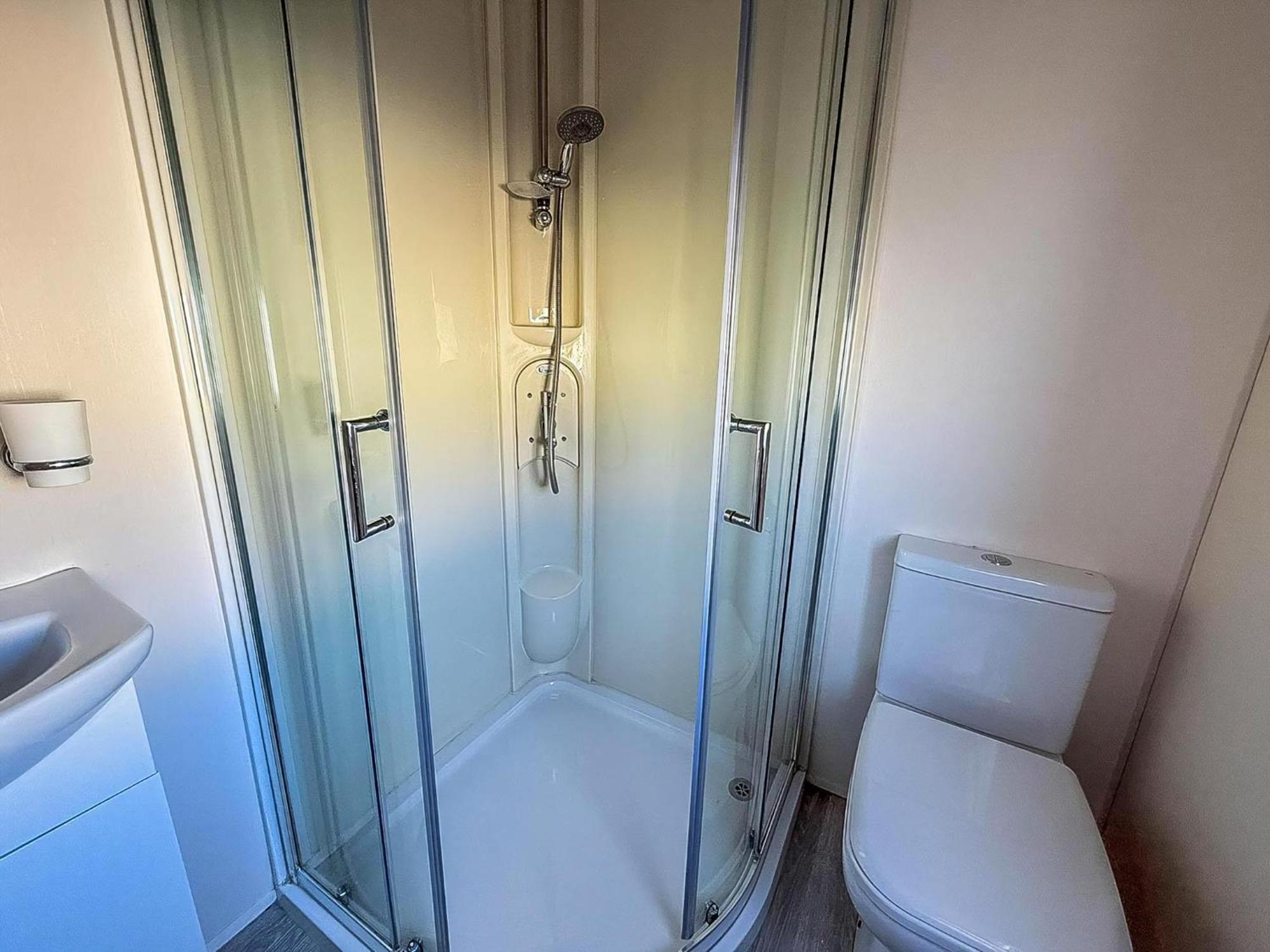 Luxury Lodge At Suffolk Sands Holiday Park Ref 45009Mv Felixstowe Luaran gambar
